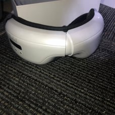 Wireless bluetooth heated eye massager