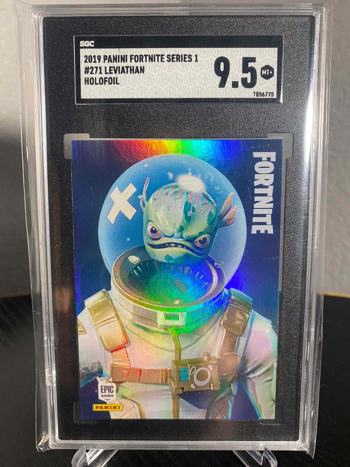 Fortnite S1 - Leviathan Holo SGC 9.5 (1)