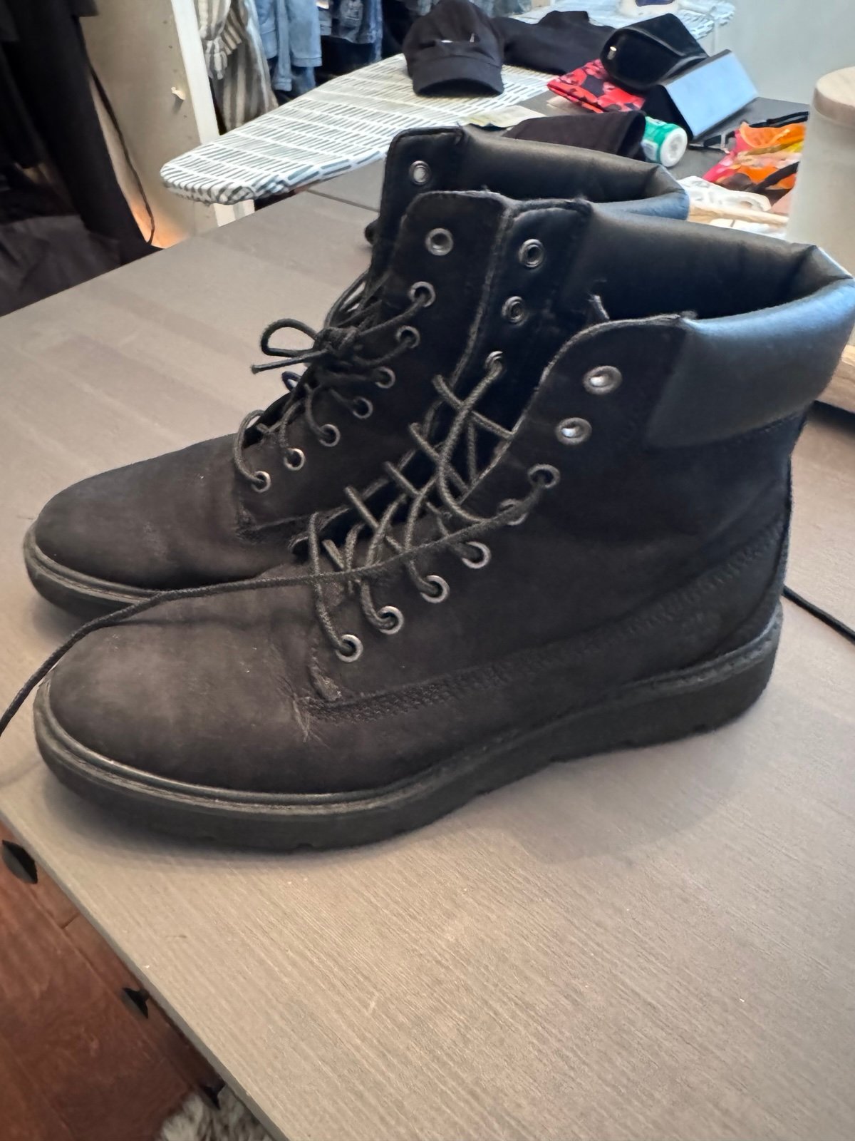 Timberland women’s boot size 8 black