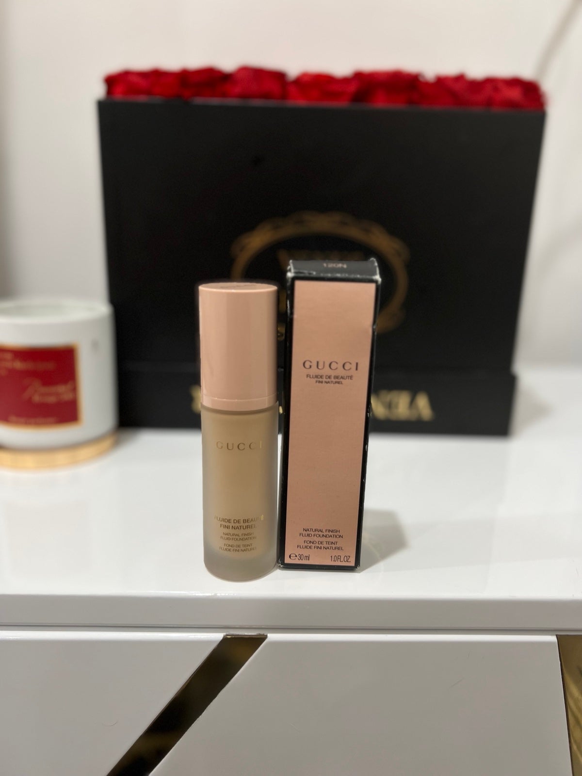 120N Gucci natural finish fluid foundation