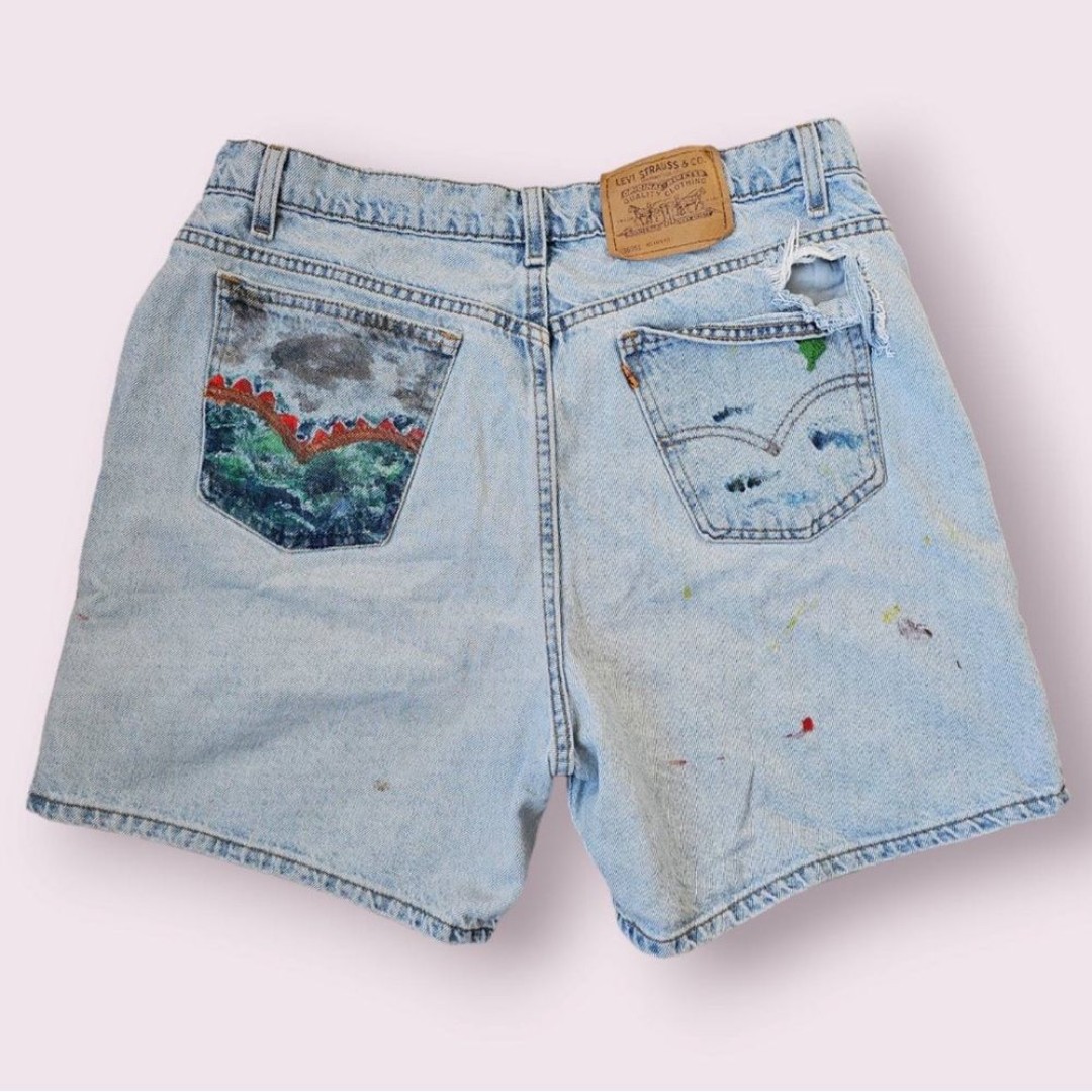 Vintage Levi's hand painted Shorts Relaxed Fit Distressed Jean Shorts W34 36951