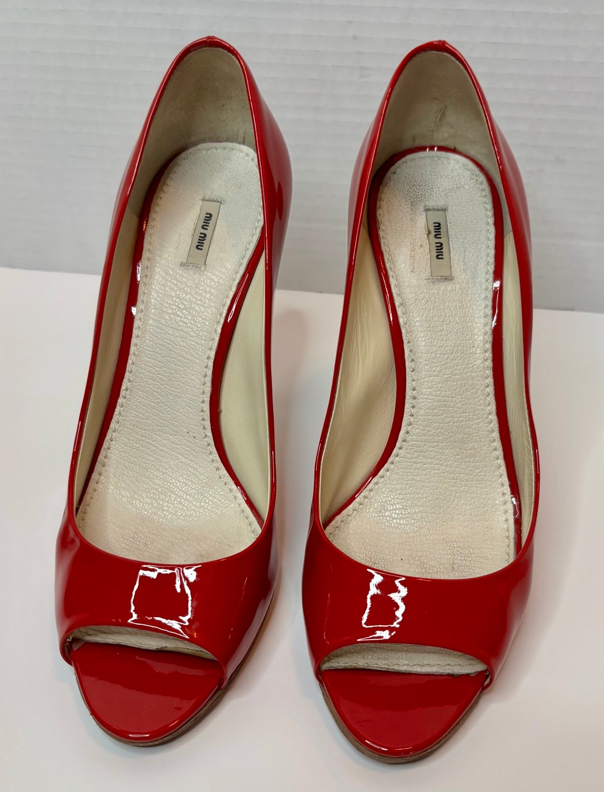 MIU MIU Red Patent Calzature Donna Peep Toe Heels Size EU38.5