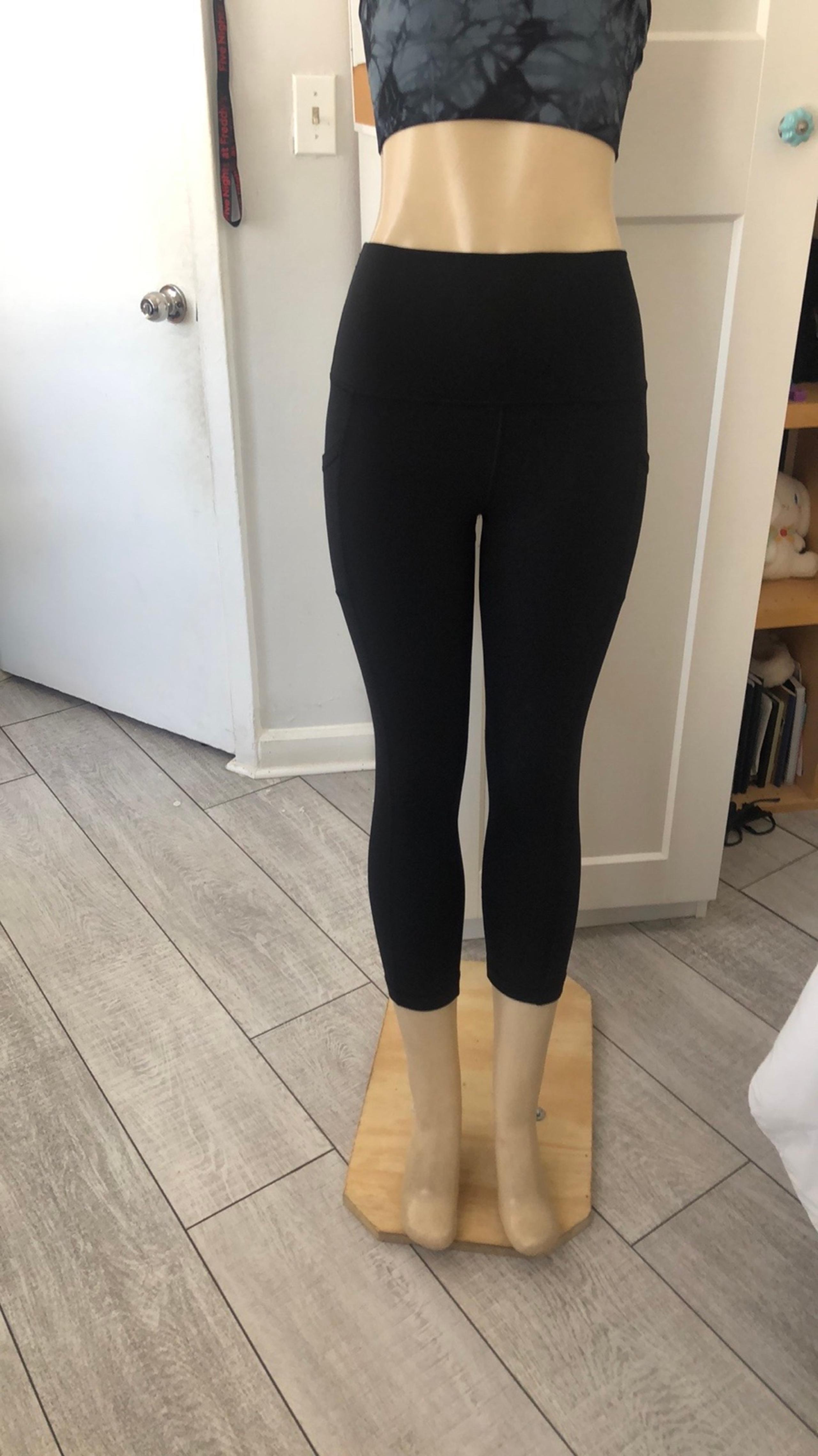 90 degree leggings size M