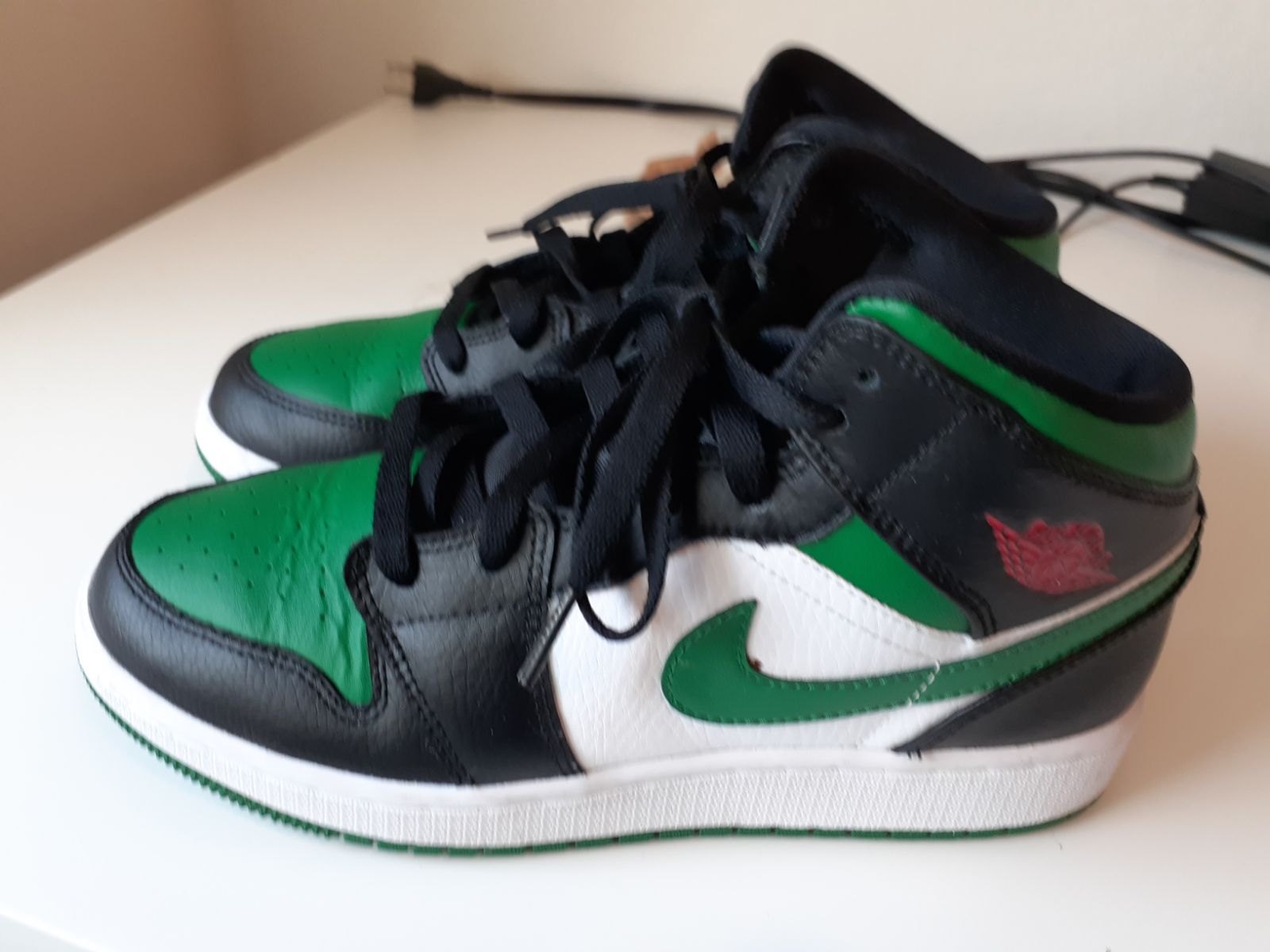 Air Jordan 1 mid Size