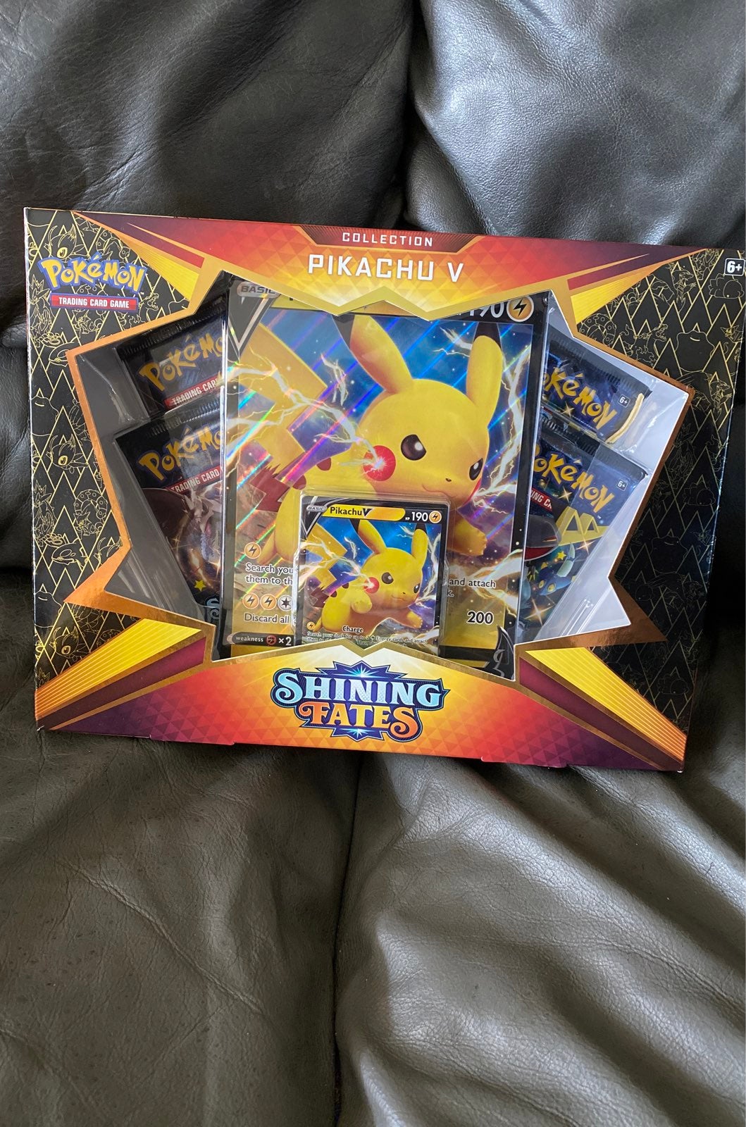 pikachu v collection pokemon cards