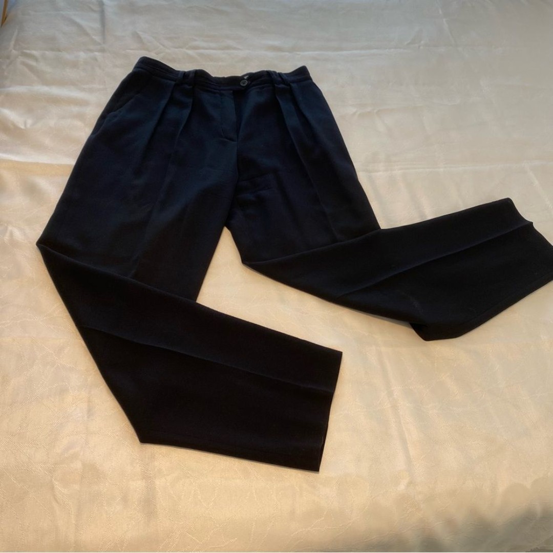 Escada 100% Wool Trouser Pants Pleated Pockets Straight Leg SZ 44 EU (14 US)
