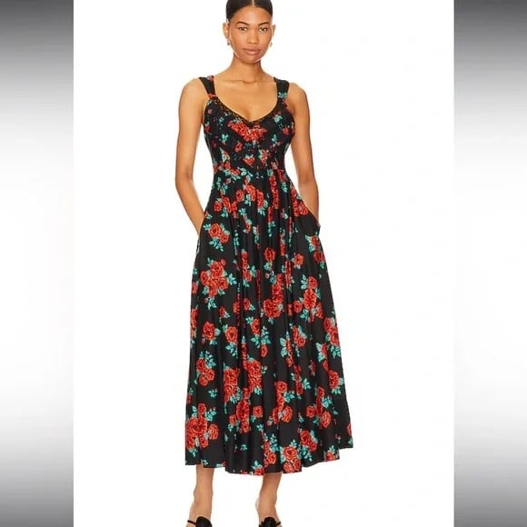 FREE PEOPLE Lovers Heart Maxi Dress Black Dark Romantic Floral SZ Medium