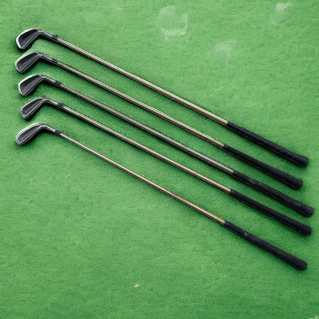 Titleist DCI Oversize RH Irons (3,5,6,8,PW)