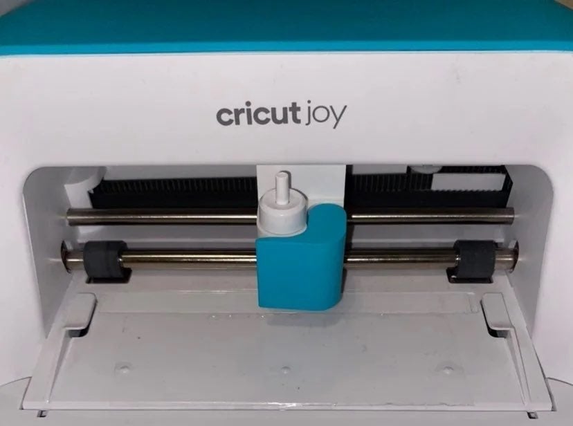 Cricut Joy + starter tool set