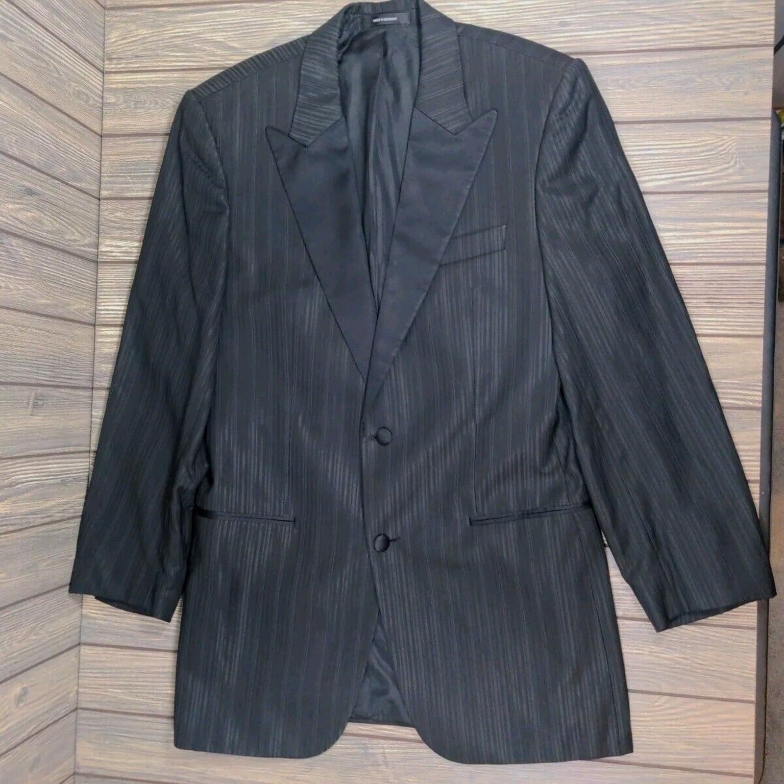 Hugo Boss Men Queens Glam Tuxedo Suit Jacket Black Sz 42L Germany 2 Button