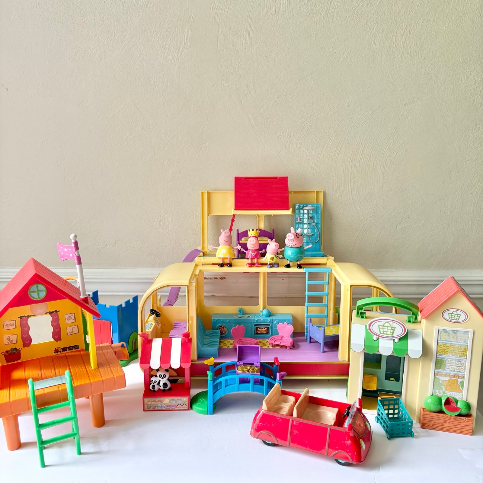 Peppa Pig Doll Playset Accessories Campervan Lot