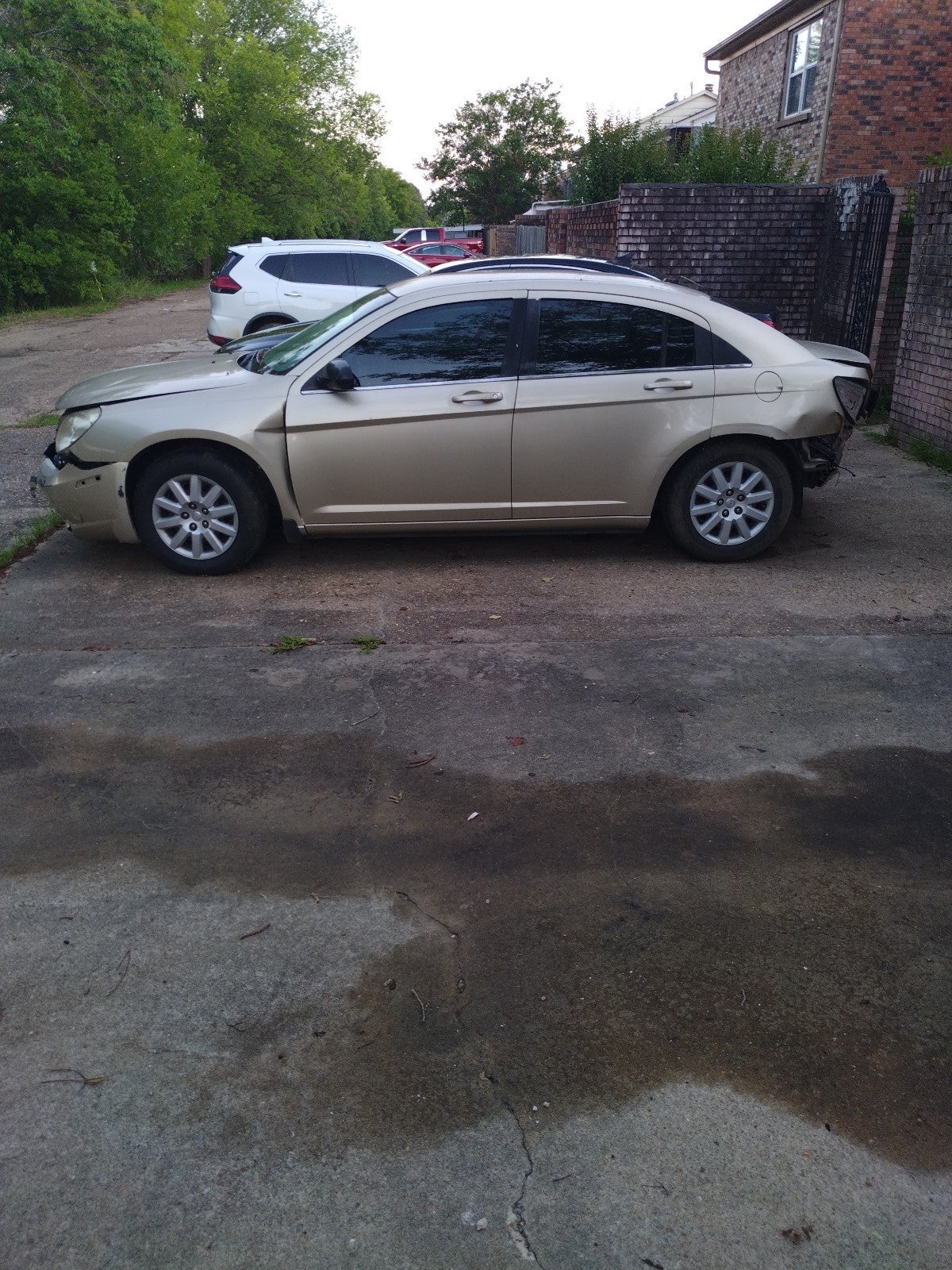2010 Sebring Chrysler Car
