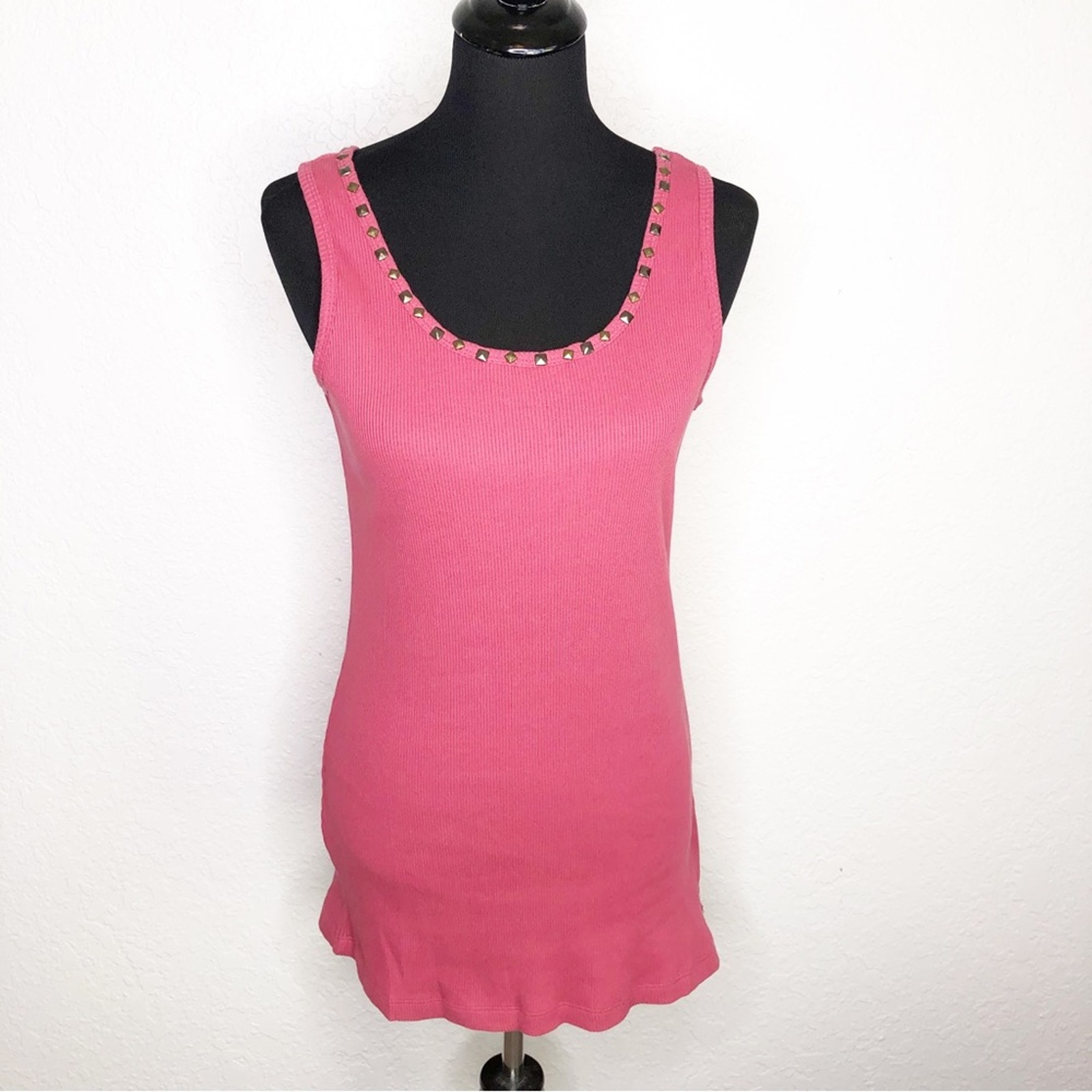 Double D Ranch pink ribbed studded trim tank top size Large