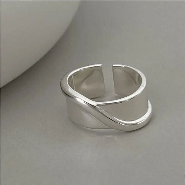 The Energy Band Ring in 925 silver adjustable