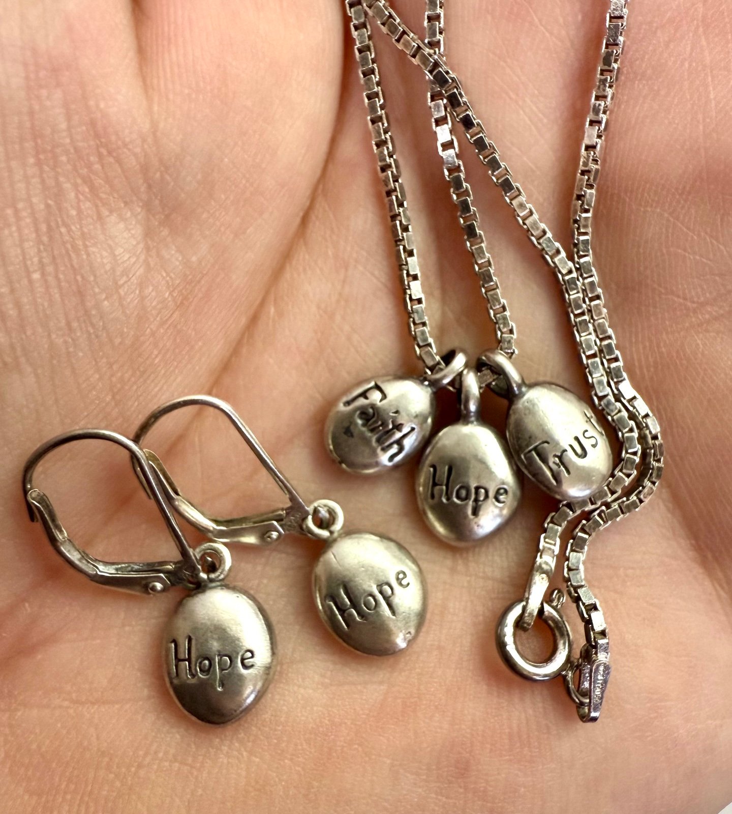 vintage Italy 925 silver jewelry set Engraved with “Faith,” “Hope,” and “Trust”—
