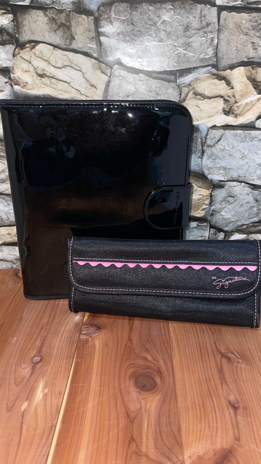 MARC JACOBS Patent Black Leather Cosmetic Brush Bag & Signature Brush Case