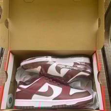 Nike Dunk “Team Red” Sz 8