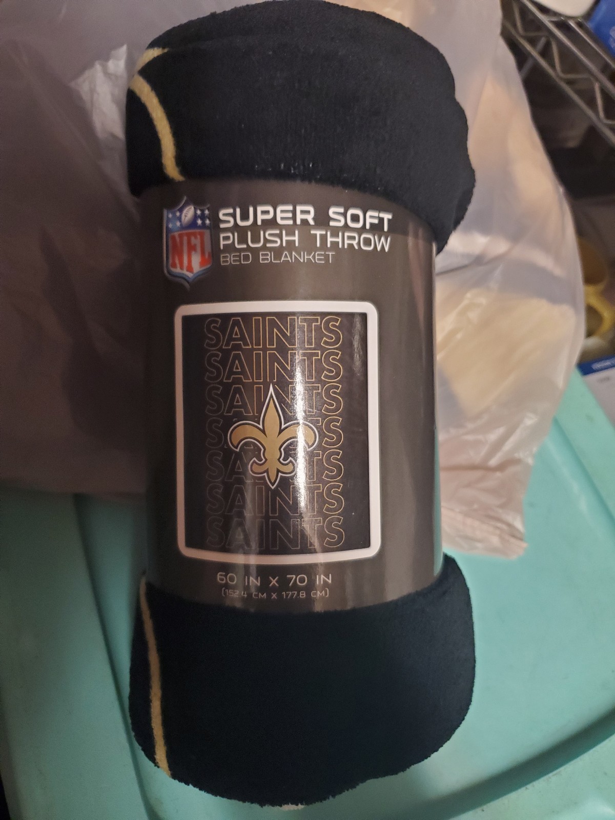 Plush throw soft 60x70 New orleans saints