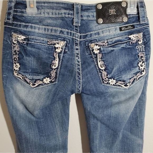 Miss me embroidered floral distressed skinny jeans 26 x 29