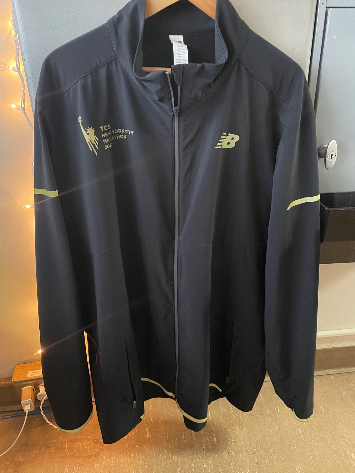 TCS NYC Marathon 2017 New Balance Jacket 2XL