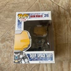 Funko Pop: Marvel: Iron Man 3 - Deep Space Suit #26 IMPERFECT Vaulted/Rare