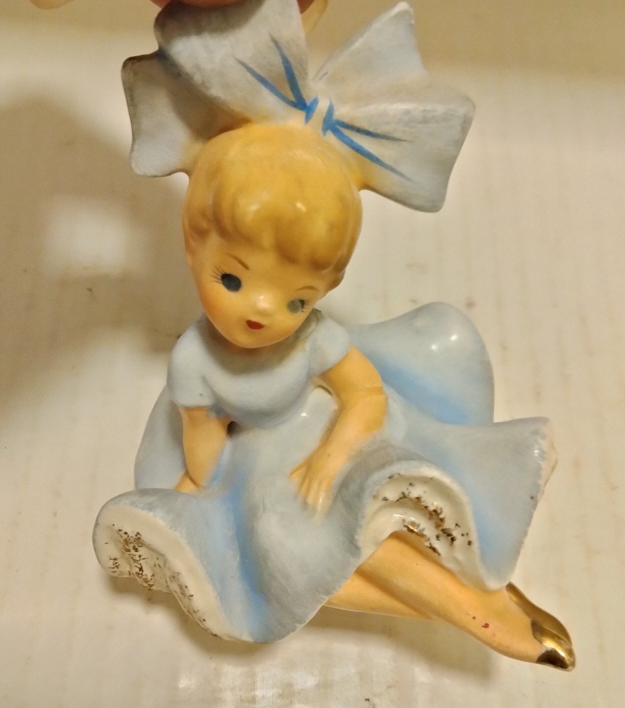 Vintage 1963 INARCO Big Bow Blue Dress Bloomer Girl Figurine E-1059