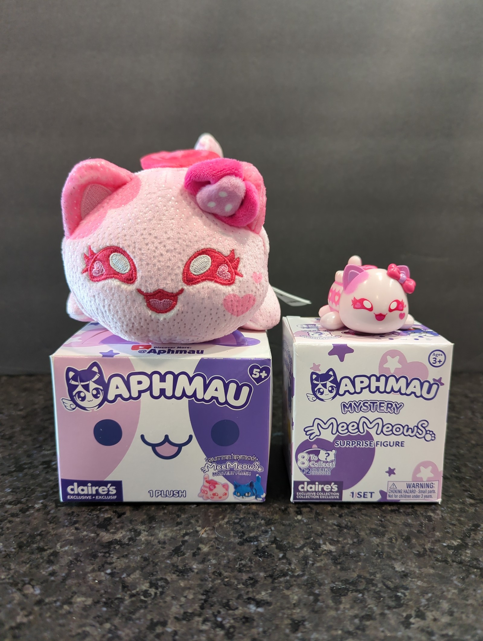 Aphmau MeeMeows Mystery Plush. Aphmau MeeMeows Mystery Figures.