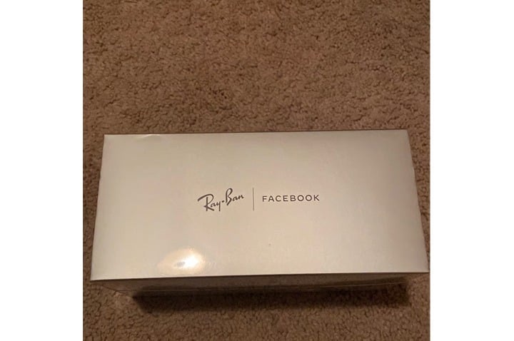 Ray-Ban Stories Round