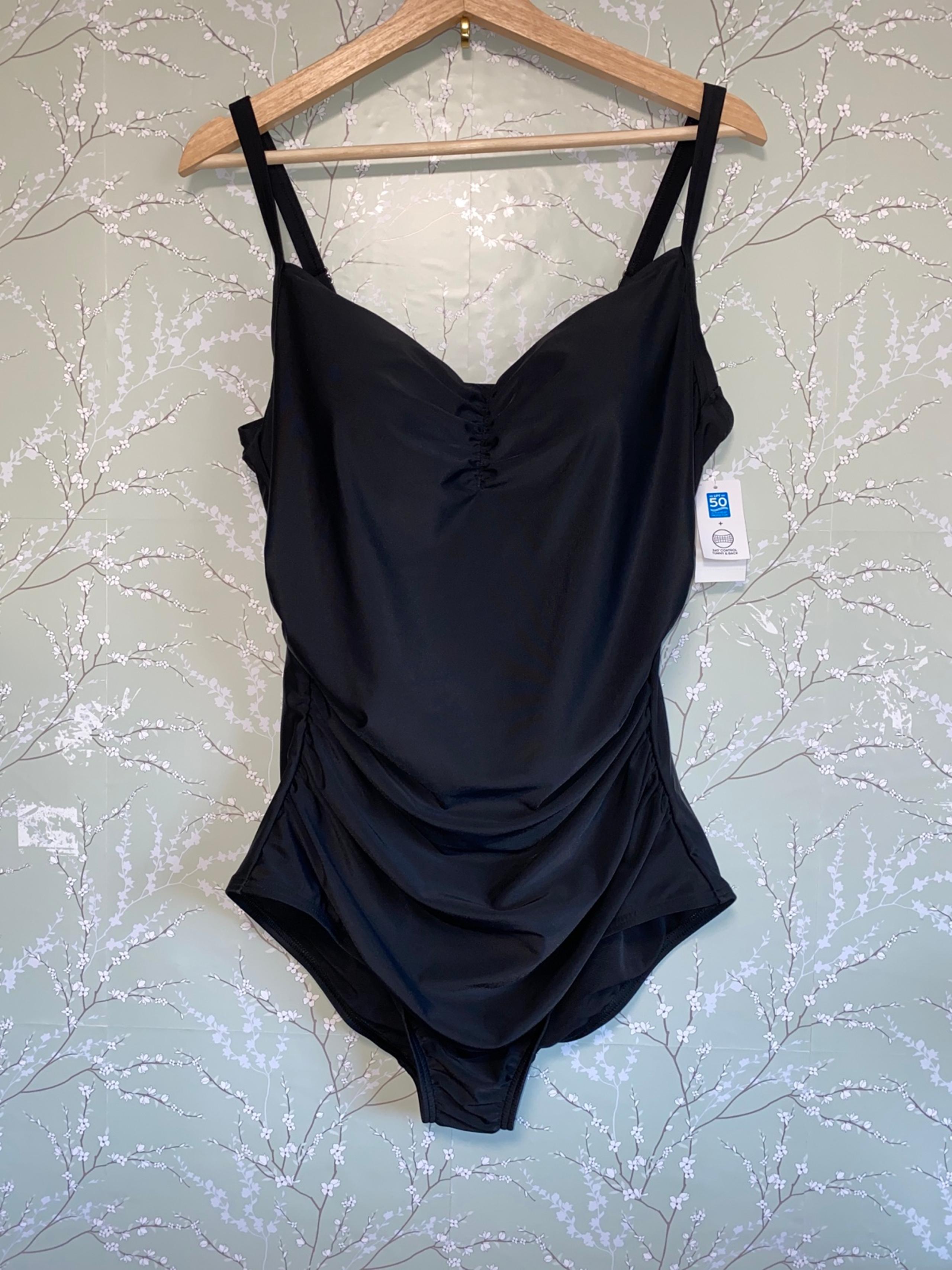 Lands End Women’s One Piece Swimsuit XL New