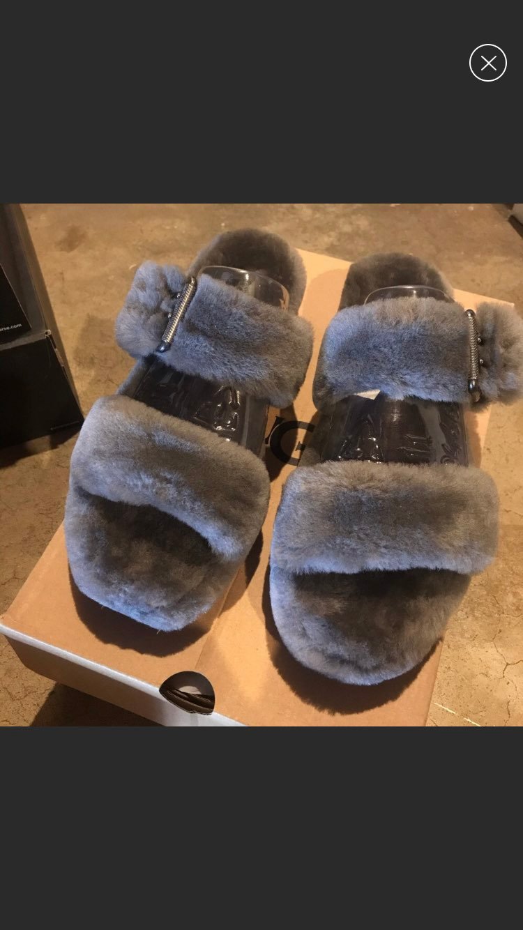 ugg slippers sz 10