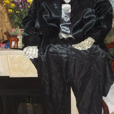 Vintage Halloween headless groom Halloween decoration