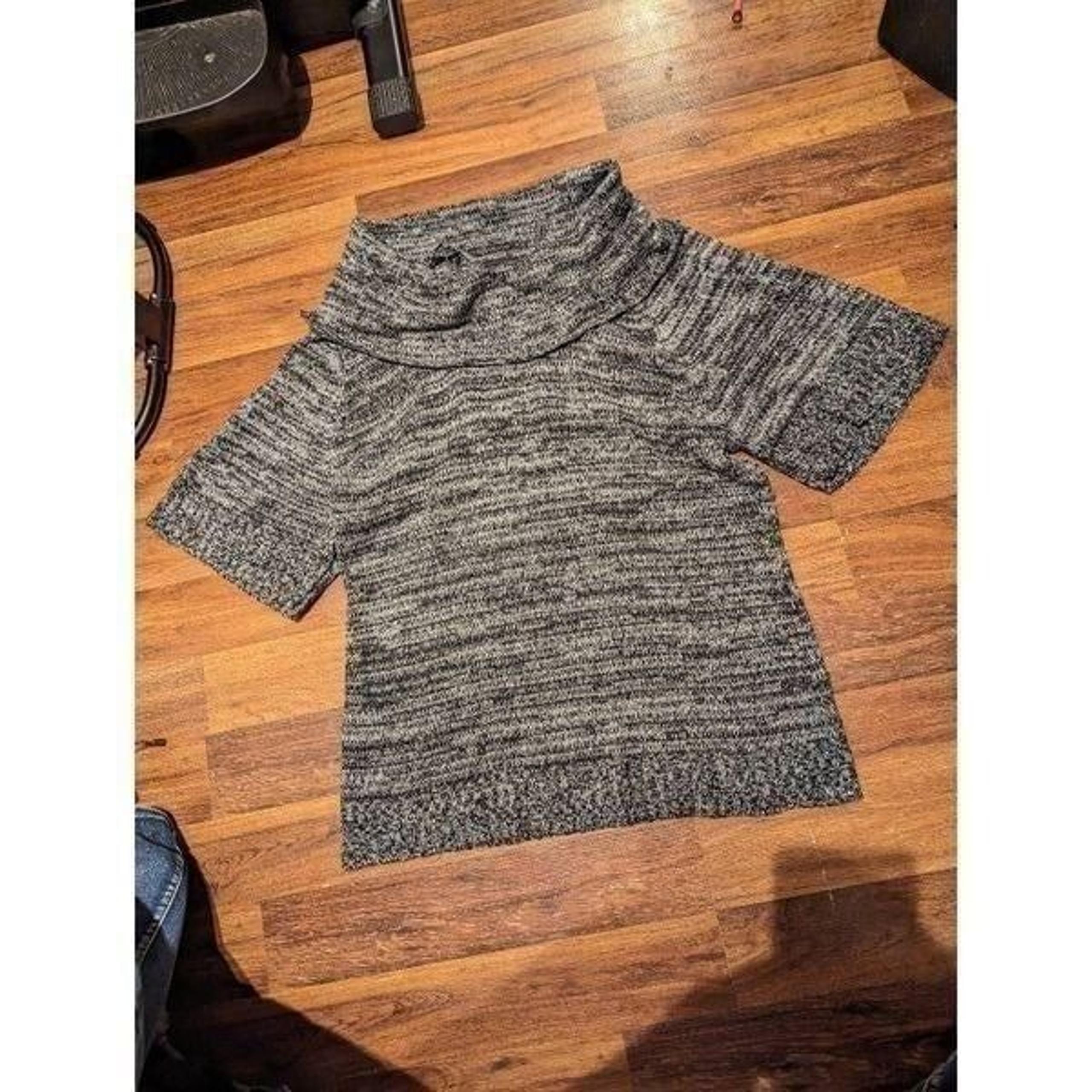 Torrid soft off shoulder 1/2 sleeved sweater 2x