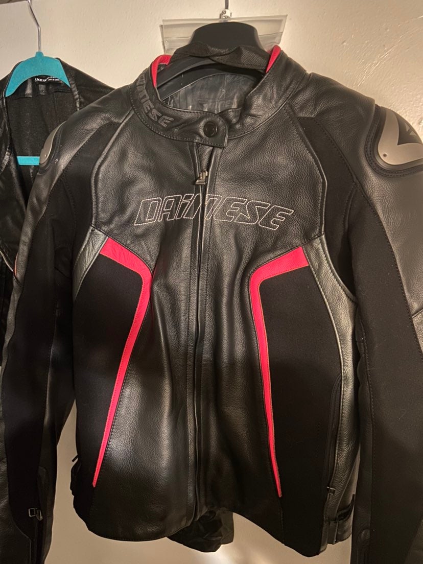 再×14入荷 ダイネーゼ dainese 40 レディース AVRO D1 - 通販 - www
