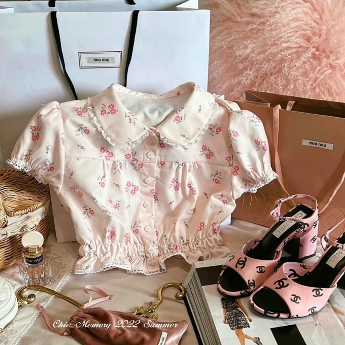 Japanese Kawaii Pastel Pink Floral Ruffle Princess Sleeves Lace Crop Top Blouse