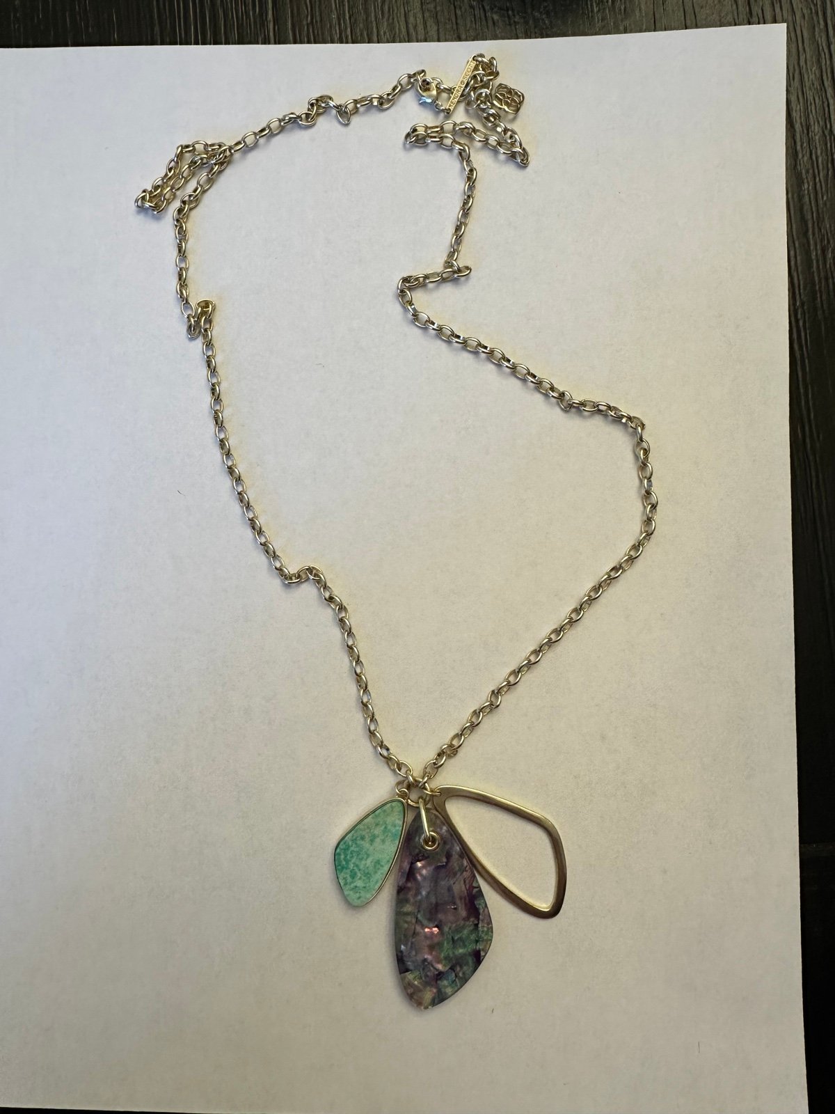 Kendra Scott Mckenna In Sea Green Mix Gold Charm Necklace