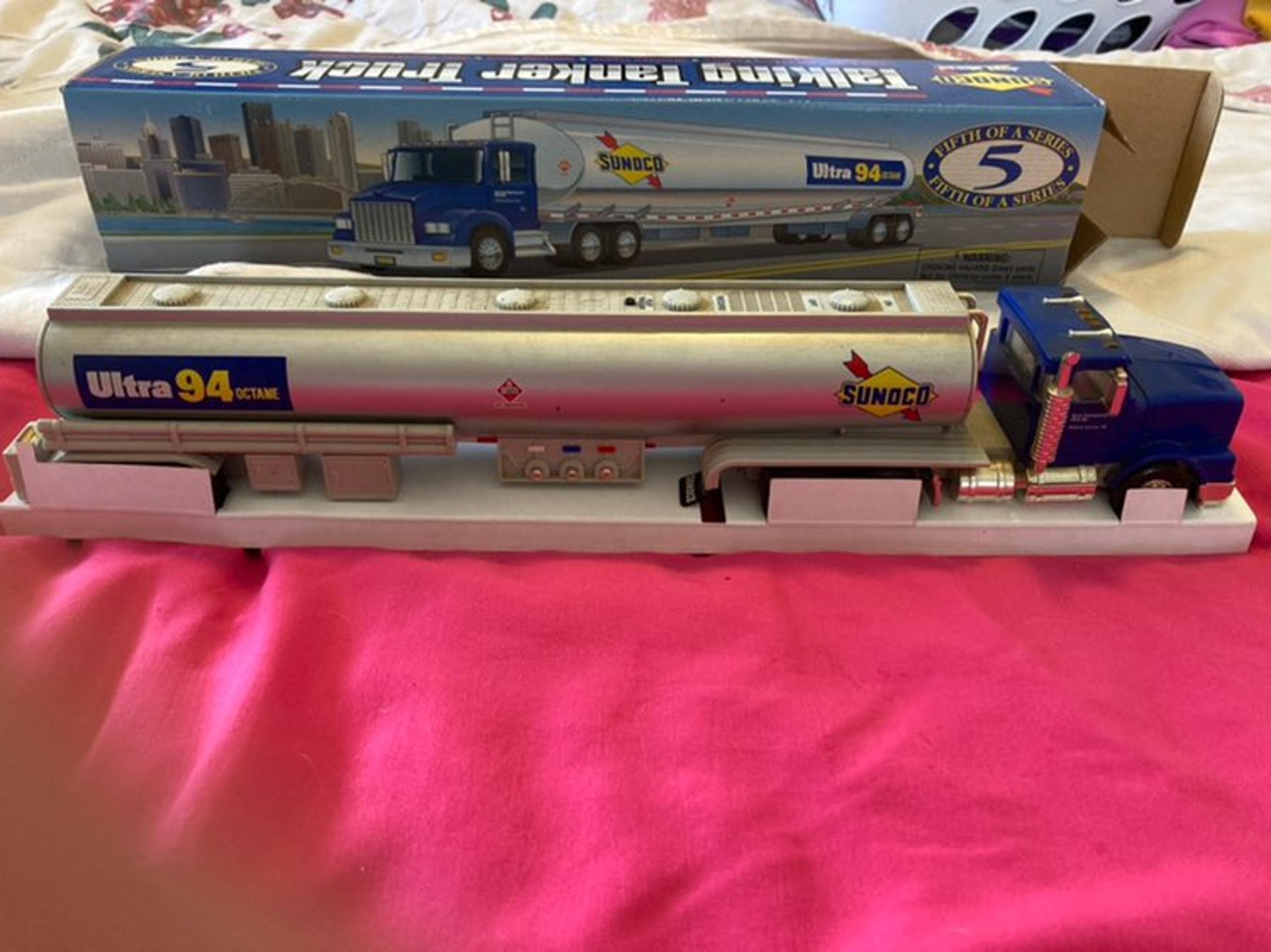 1998 Sunoco Ultra 94 Talking Tanker Truc