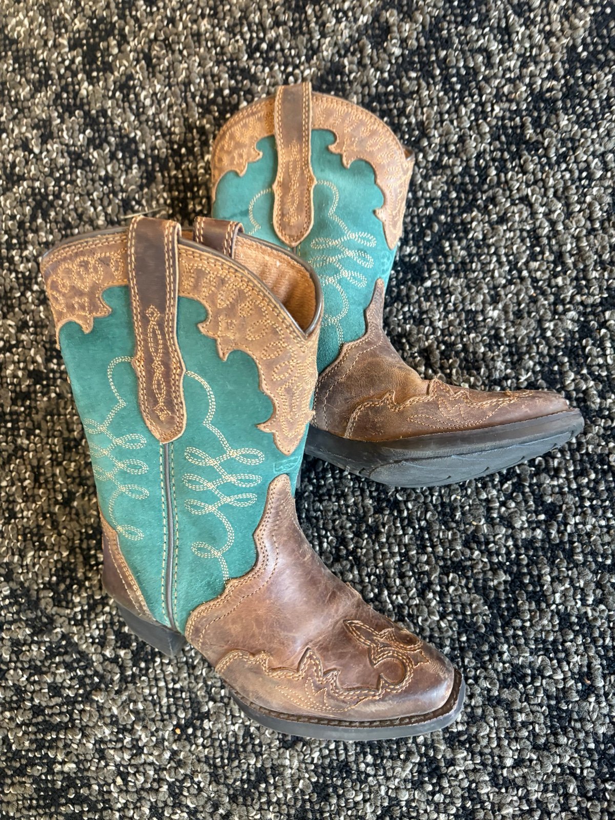 Ariat Kids Boots Size 9.5