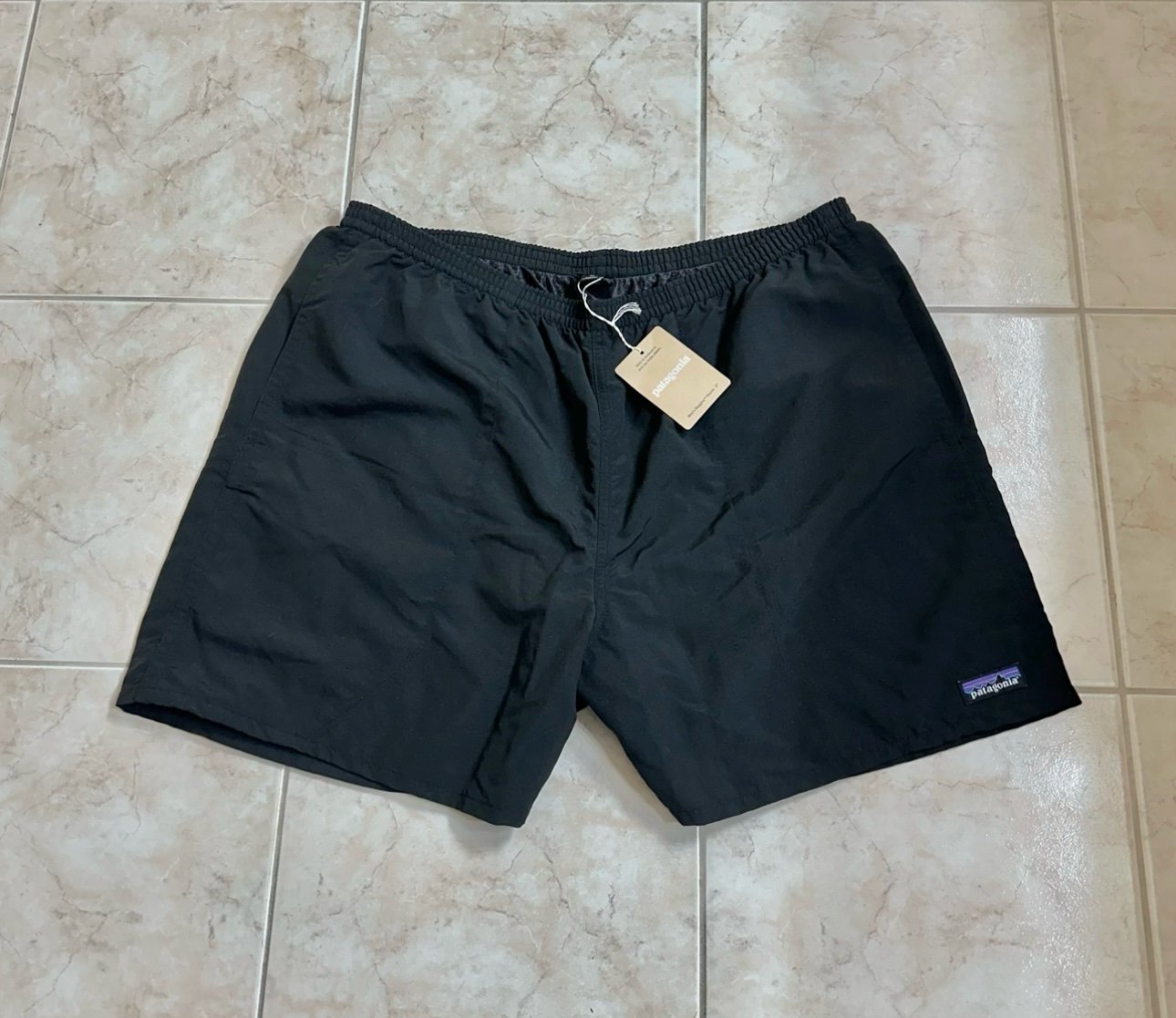 Patagonia Men’s XL Baggies Shorts Longs 5 Inseam Black Stretch Swim 65 NWT