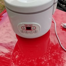 White Aroma 12 Cup Digital Rice Cooker a
