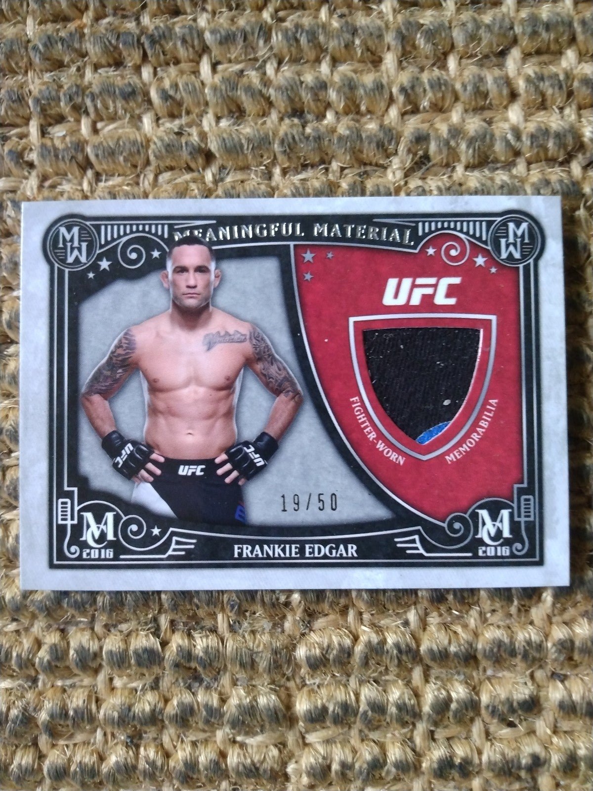 UFC Topps sp19/50 Frankie Edgar MEANINGFUL MATERIAL RELIC SILVER OUT OF PRINT