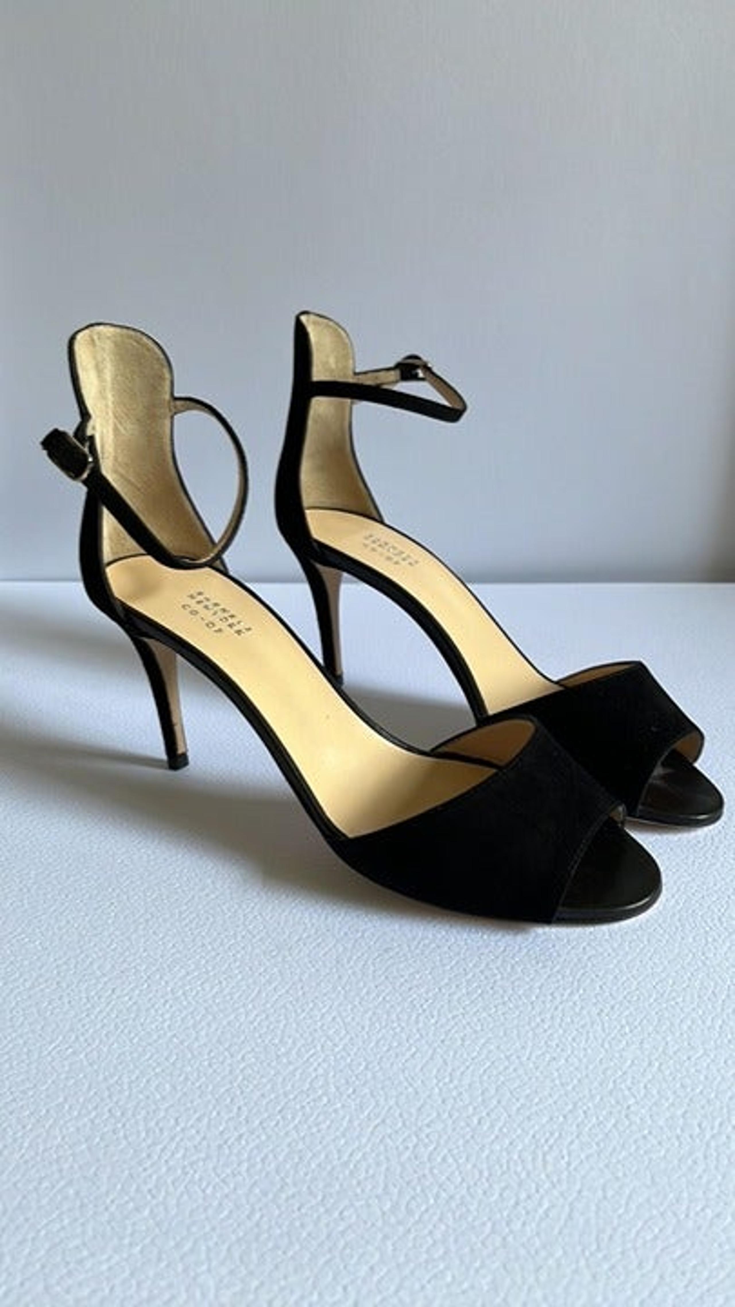 barneys new york high heel shoes