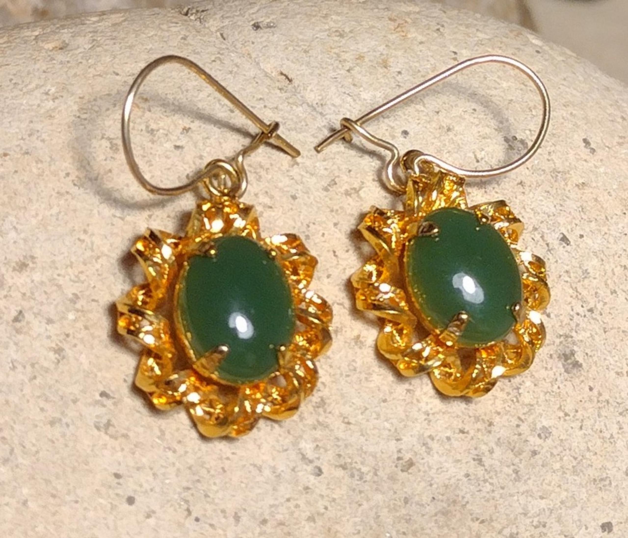 Nephrite Jade Gold Plated Filigree Dangle Earrings Vintage