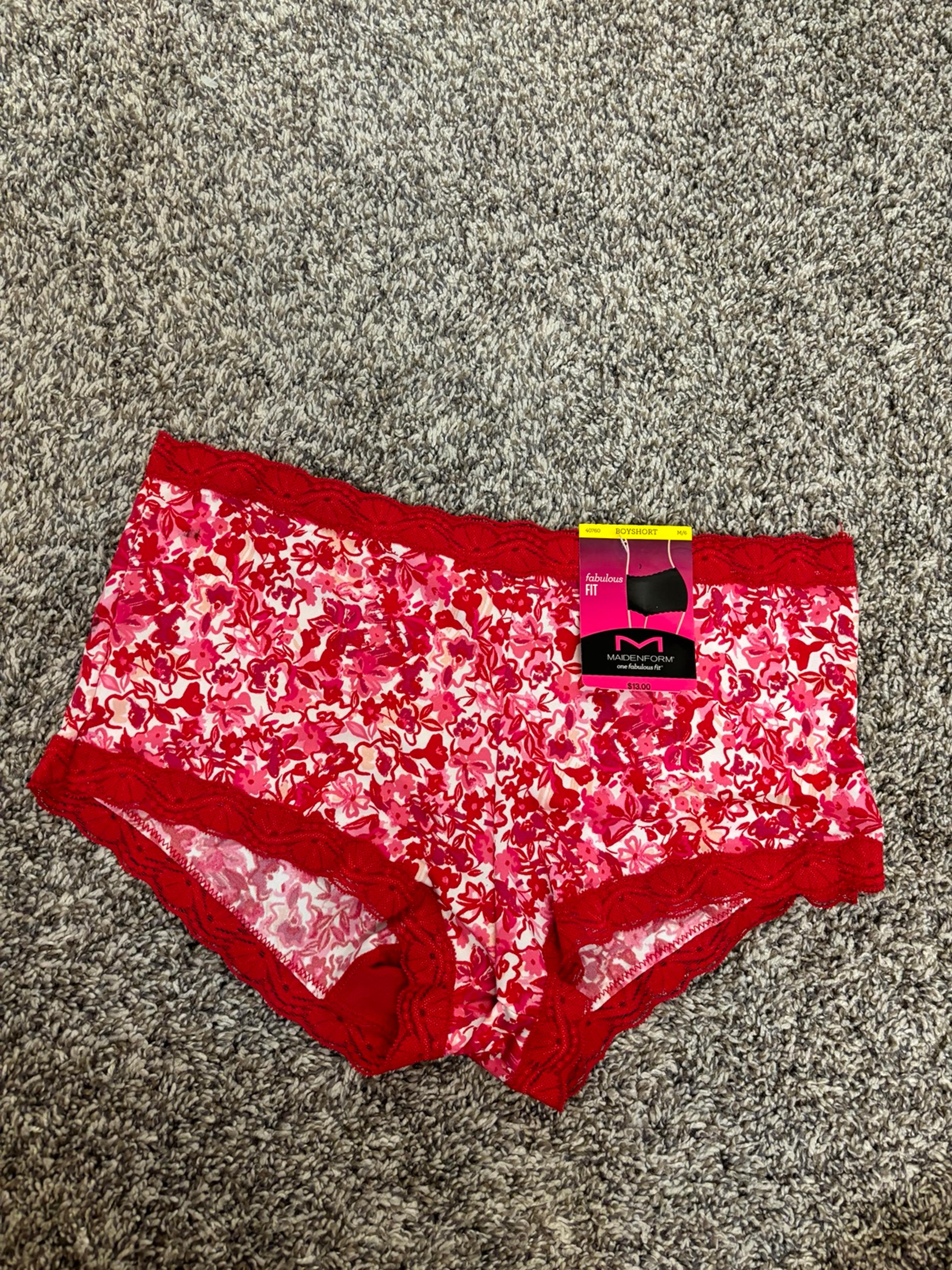 Boyshorts floral Sz Medium - Maidenform