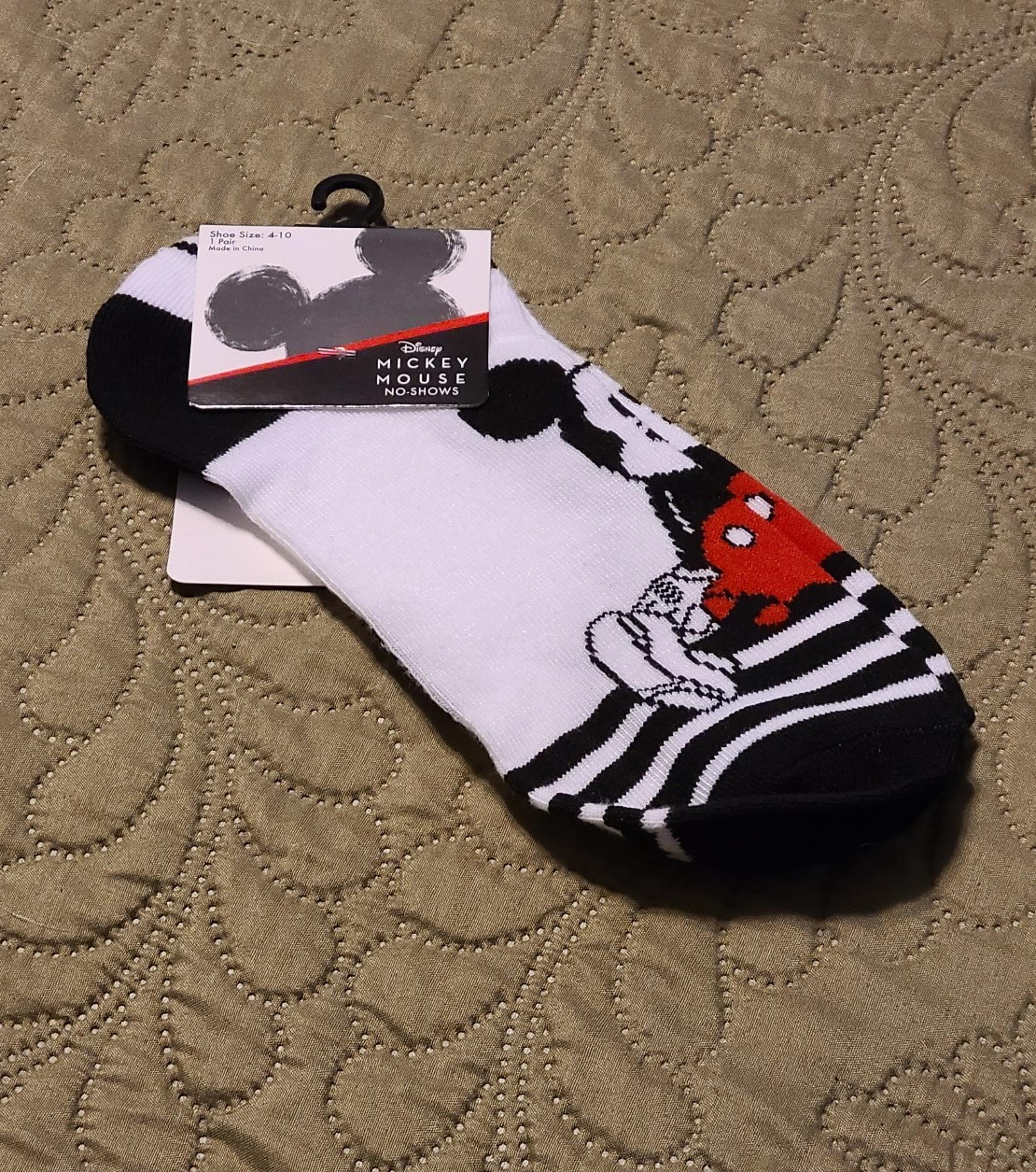 NWT Disney Mickey Mouse Black White Red Striped No Show Ankle Socks Size 4-10