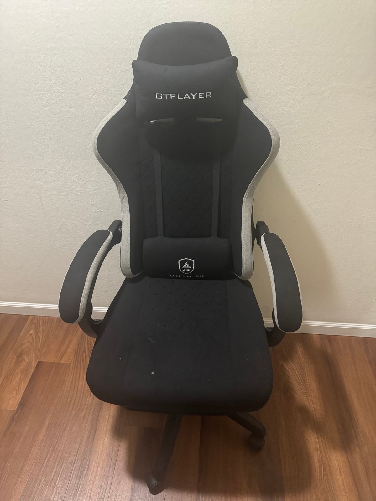 Gaming chair