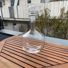 Elegant Glass Wine Decanter with Spherical Stopper Bar Serving Carafe