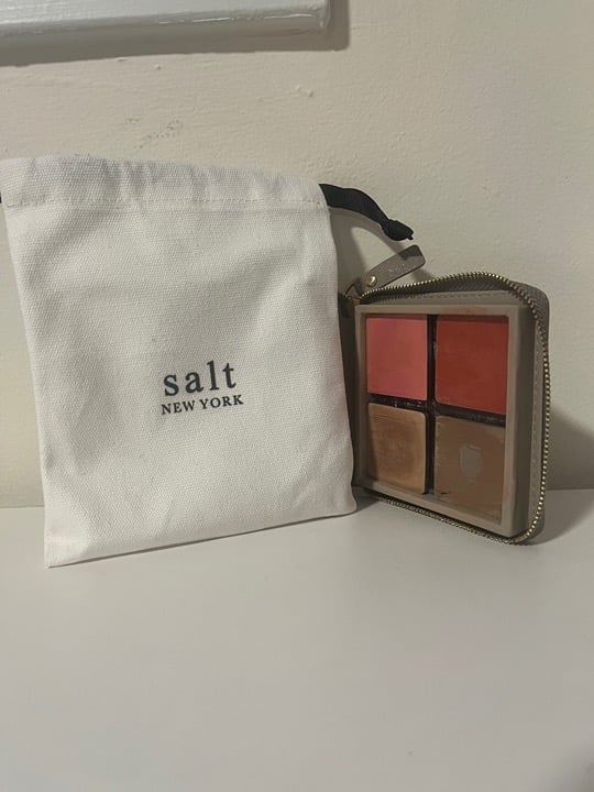 Salt New York palette, blush, contour, highlight