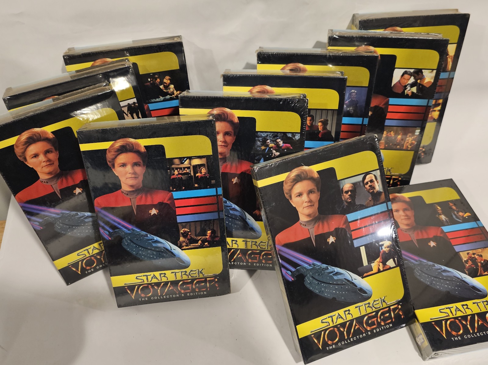 Lot of 11 New STAR TREK VOYAGER VHS