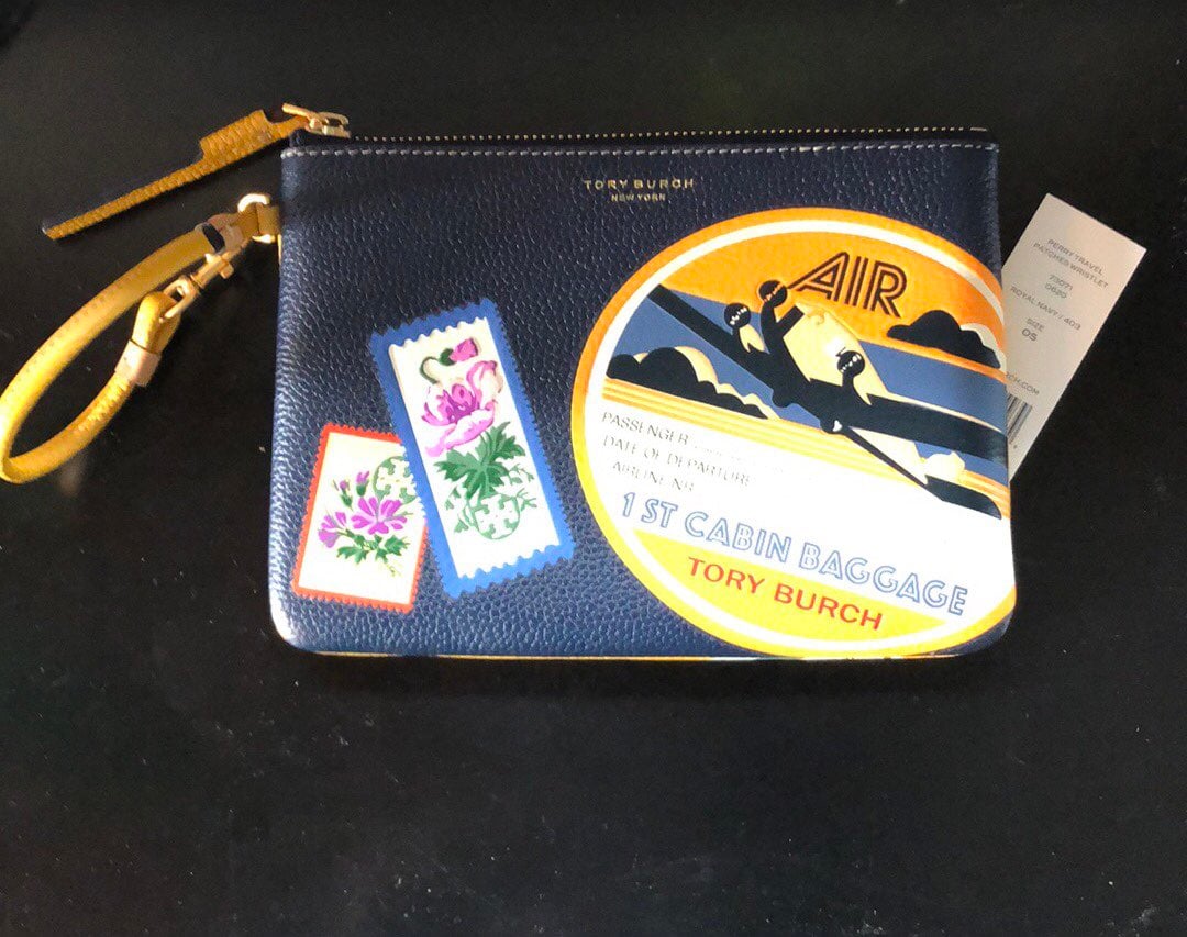 perry zip wristlet