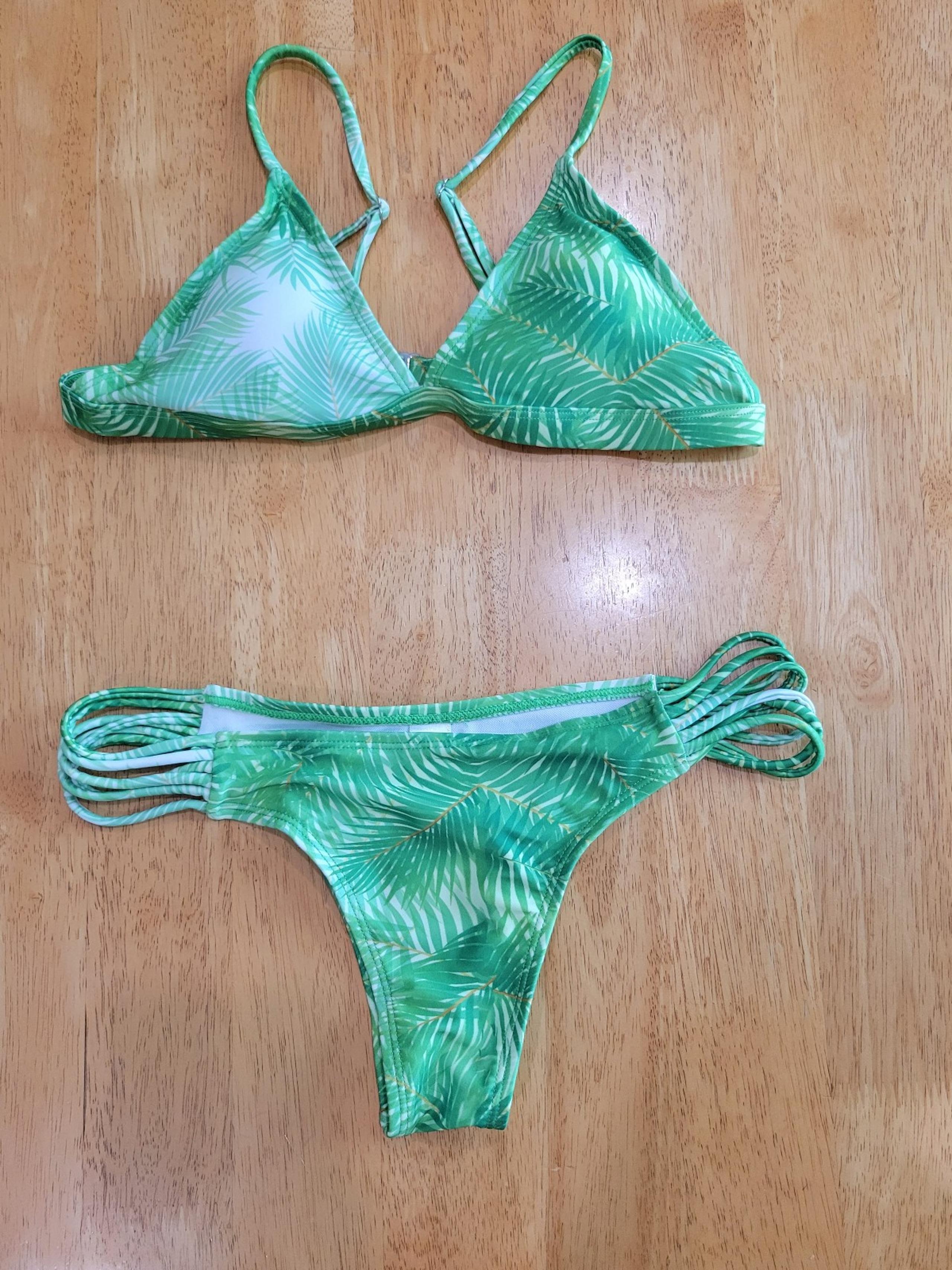 NWOT Sunny Co. Tropicana green and white bikini set